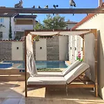 In * Baderna